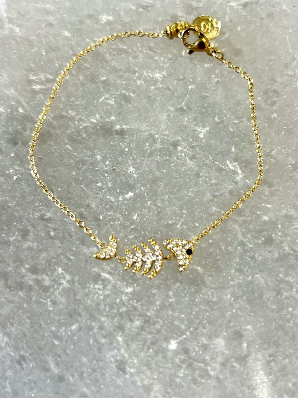 Habaha Paris Fish Bracelet